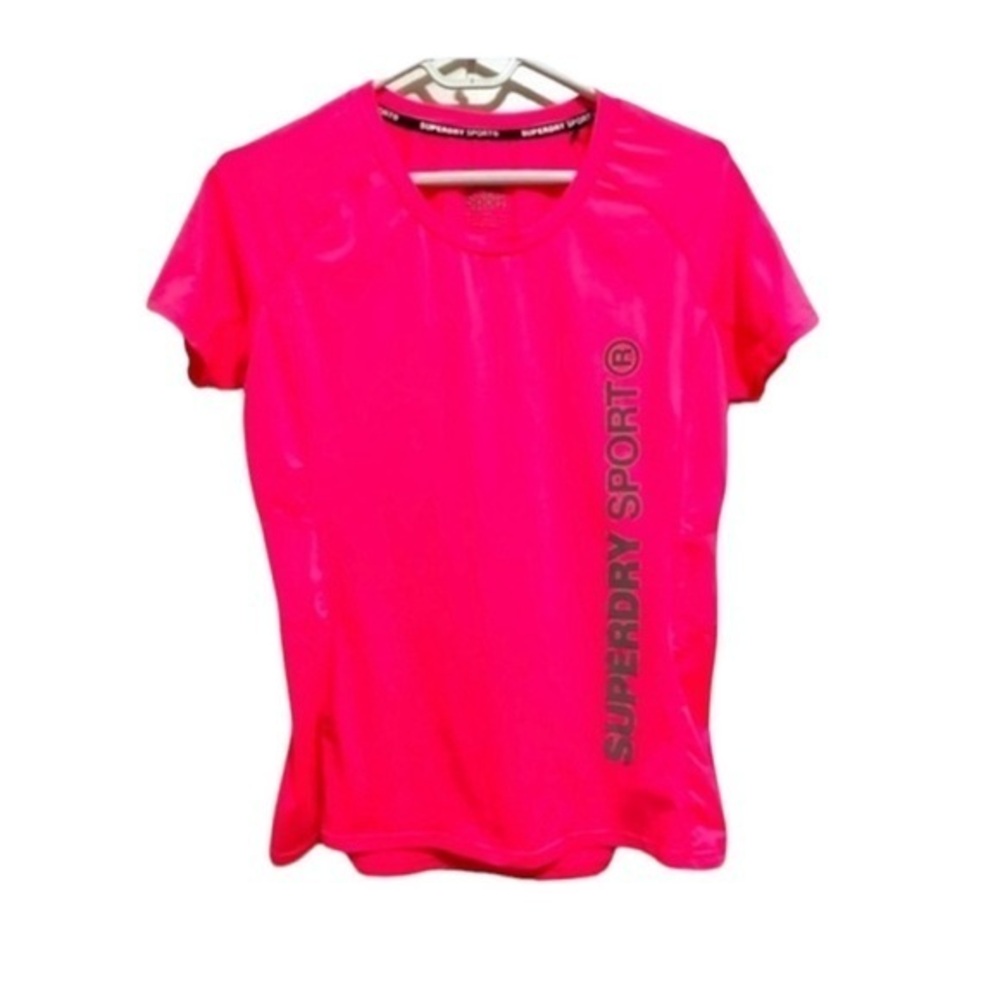 💕Superdry neon pink shirt